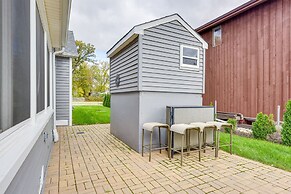Lakefront Antioch Cottage w/ Dock & Gas Grill!