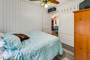 Lakefront Antioch Cottage w/ Dock & Gas Grill!