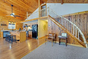 Oswegatchie River Cabin w/ Kayaks + Fire Pit!