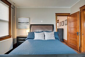 Spacious Home in Ramsay: 9 Smart TVs + Pool Table!