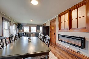 Spacious Home in Ramsay: 9 Smart TVs + Pool Table!