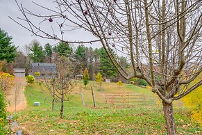 Pet-friendly Pilot Studio w/ Vineyard Views!