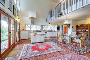 Pet-friendly Pilot Studio w/ Vineyard Views!