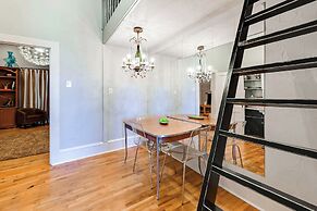 Historic Decatur Apt w/ City Square Views