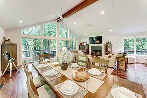 Riverwood: South Haven Retreat on 10 Acres