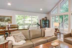 Riverwood: South Haven Retreat on 10 Acres