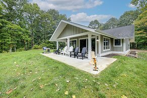 Riverwood: South Haven Retreat on 10 Acres