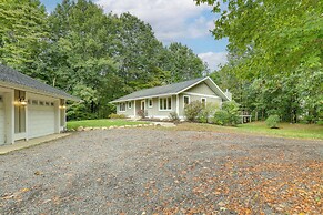Riverwood: South Haven Retreat on 10 Acres