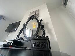 The Lady Hamilton B&B