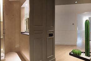 Passeig de Gracia by Enjoybcn