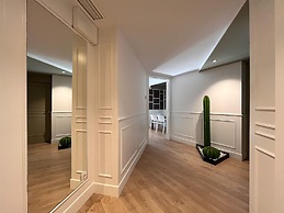 Passeig de Gracia by Enjoybcn