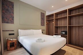 Passeig de Gracia by Enjoybcn