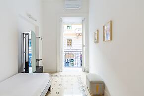 Piazza Amedeo Flat by Wonderful Italy