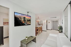 Alexander Hotel