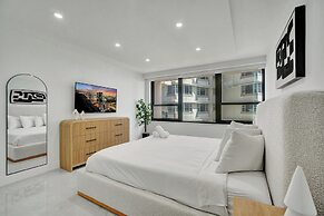 Alexander Hotel
