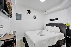 Alexander Hotel