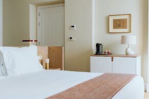 NINE DOTS Azorean Art Boutique Hotel