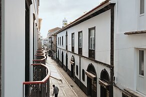 NINE DOTS Azorean Art Boutique Hotel