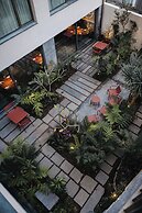 NINE DOTS Azorean Art Boutique Hotel