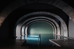 NINE DOTS Azorean Art Boutique Hotel