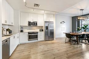The Big Easys Finest 4BR Condo in NOLA