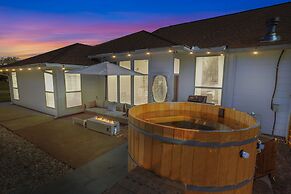 The KK Ranch-private Pool-hill Country Bliss