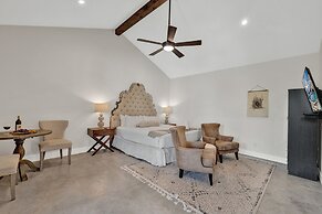 Schubert Inn Combo With Pool