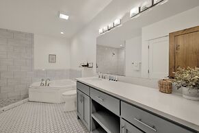 Schubert Inn Combo With Pool