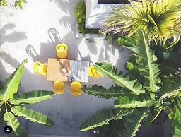 Suffix Retreat - Stay, Dive & Explore Fuvahmulah