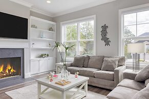 Sweetbay by Avantstay 1 Min Walk to Beach + Pool