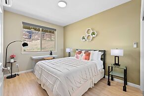 Ocean Escape by Avantstay 10 Min to Makaha Beach Brand New Ocean Views