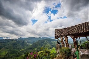 SAN PEDRO SALENTO APARTAHOTEL