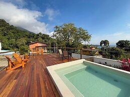 Santomar Guest House