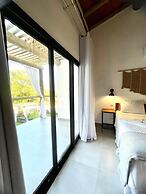 Santomar Guest House