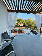 Santomar Guest House