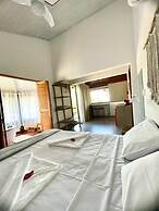 Santomar Guest House