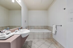 Tuscany Villas Boutique Motel