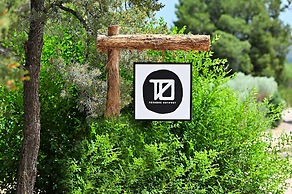 Tesuque Outpost 3 Suites Mountain Views