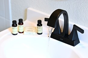 Tesuque Outpost 3 Suites Mountain Views