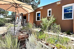 Tesuque Outpost 3 Suites Mountain Views