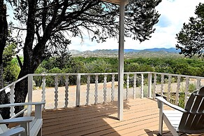 Tesuque Outpost 3 Suites Mountain Views