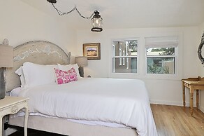 Tesuque Outpost 3 Suites Mountain Views