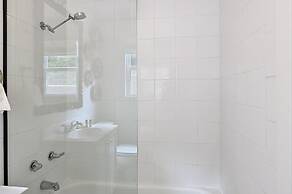 Tesuque Outpost 3 Suites Mountain Views