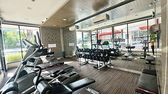 Top Floor One Br Apartment Between Patong hkt City