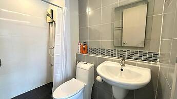 Top Floor One Br Apartment Between Patong hkt City