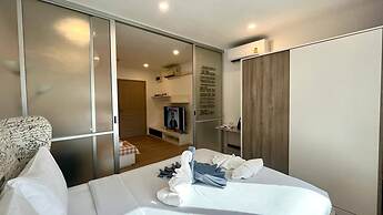 Top Floor One Br Apartment Between Patong hkt City