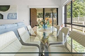 Comfort Retreat Officer