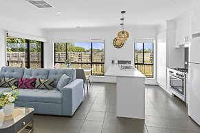 Comfort Retreat Officer