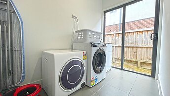 Comfort Retreat Officer