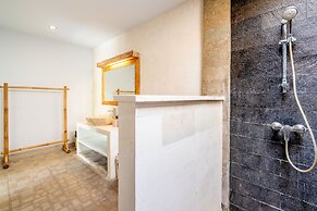 Jungle Amaranth Villa